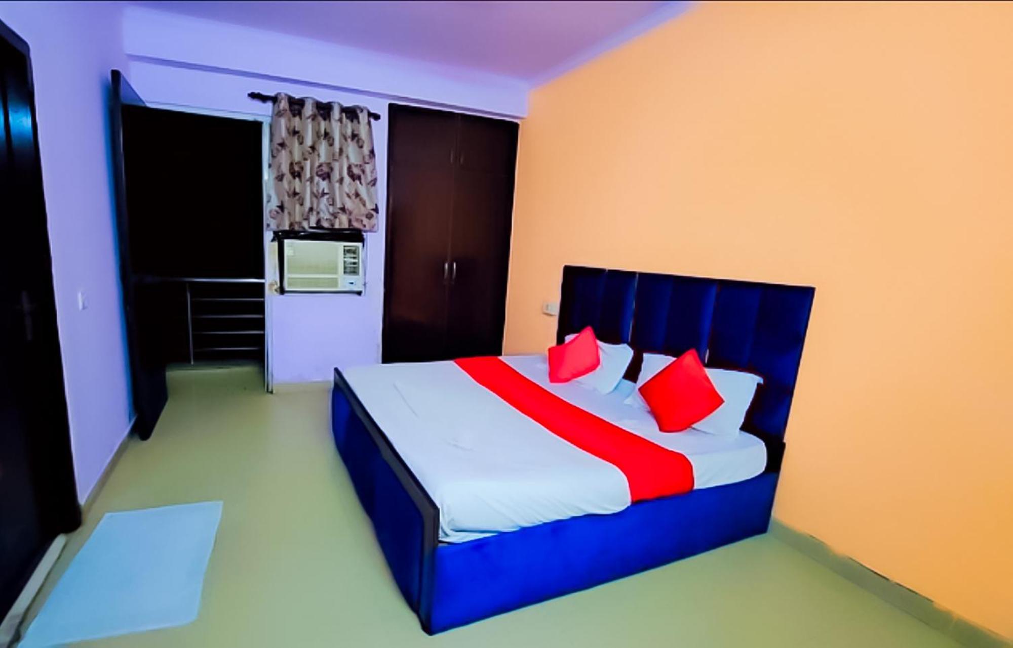 Happy Inn - Near Saket Metro New Delhi Exteriör bild